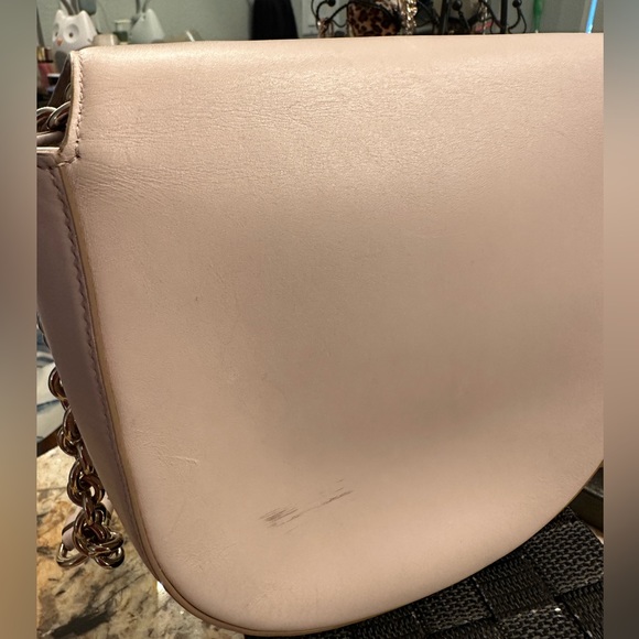 Salvatore Ferragamo light pink/cream bag - Picture 2 of 10